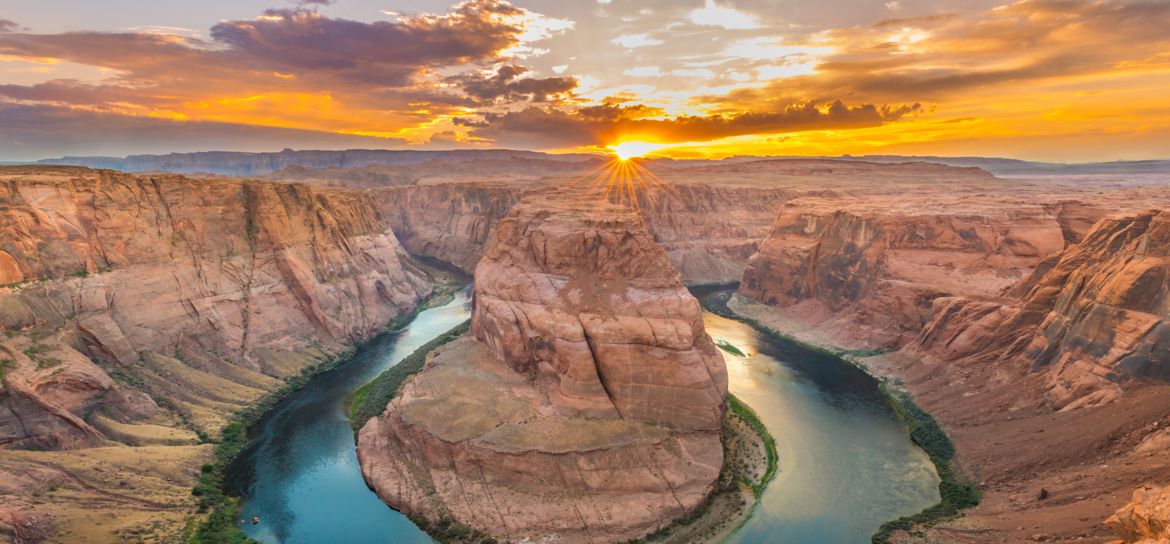 horseshoe bend in Navajo Nation