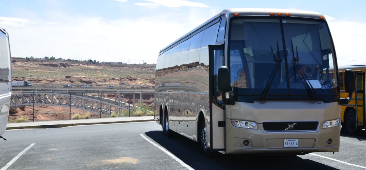 Bus Las Vegas Trips to the Grand Canyon Cruise through the Southwest on a bus Las Vegas trip to the Grand Canyon with Papillon