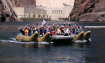 Grand Celebration Black Canyon 河流漂流之旅